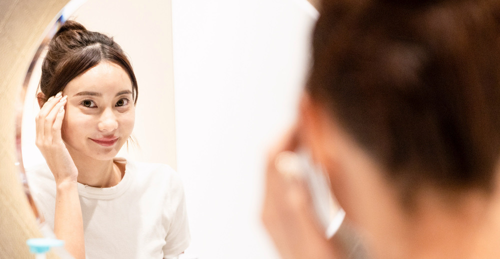 医療脱毛による顔脱毛の効果は？クリニックの選び方や顔脱毛のリスクも解説
