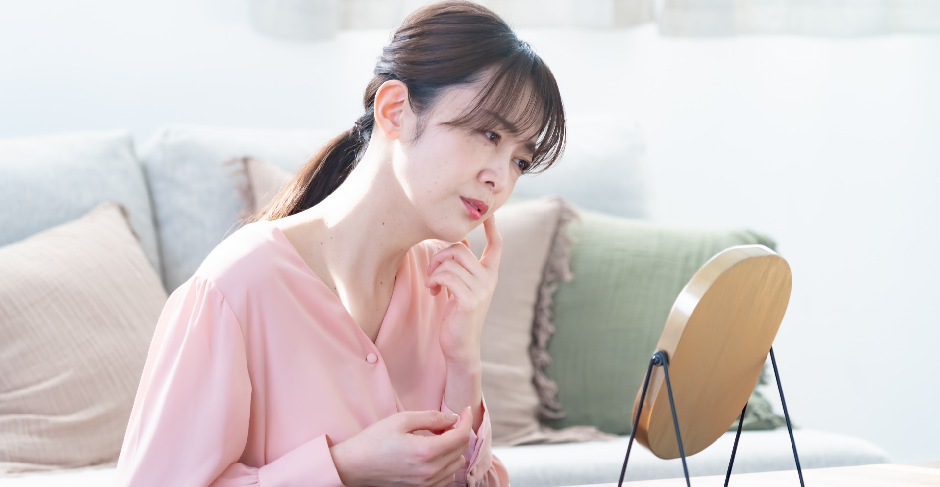 40代で医療脱毛をするのは遅い？メリットや注意点を解説