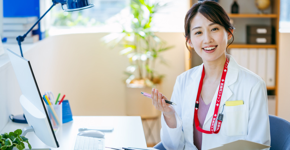 医療脱毛で毛が抜けるまで何日かかる？抜けない原因・抜けやすくする方法なども解説