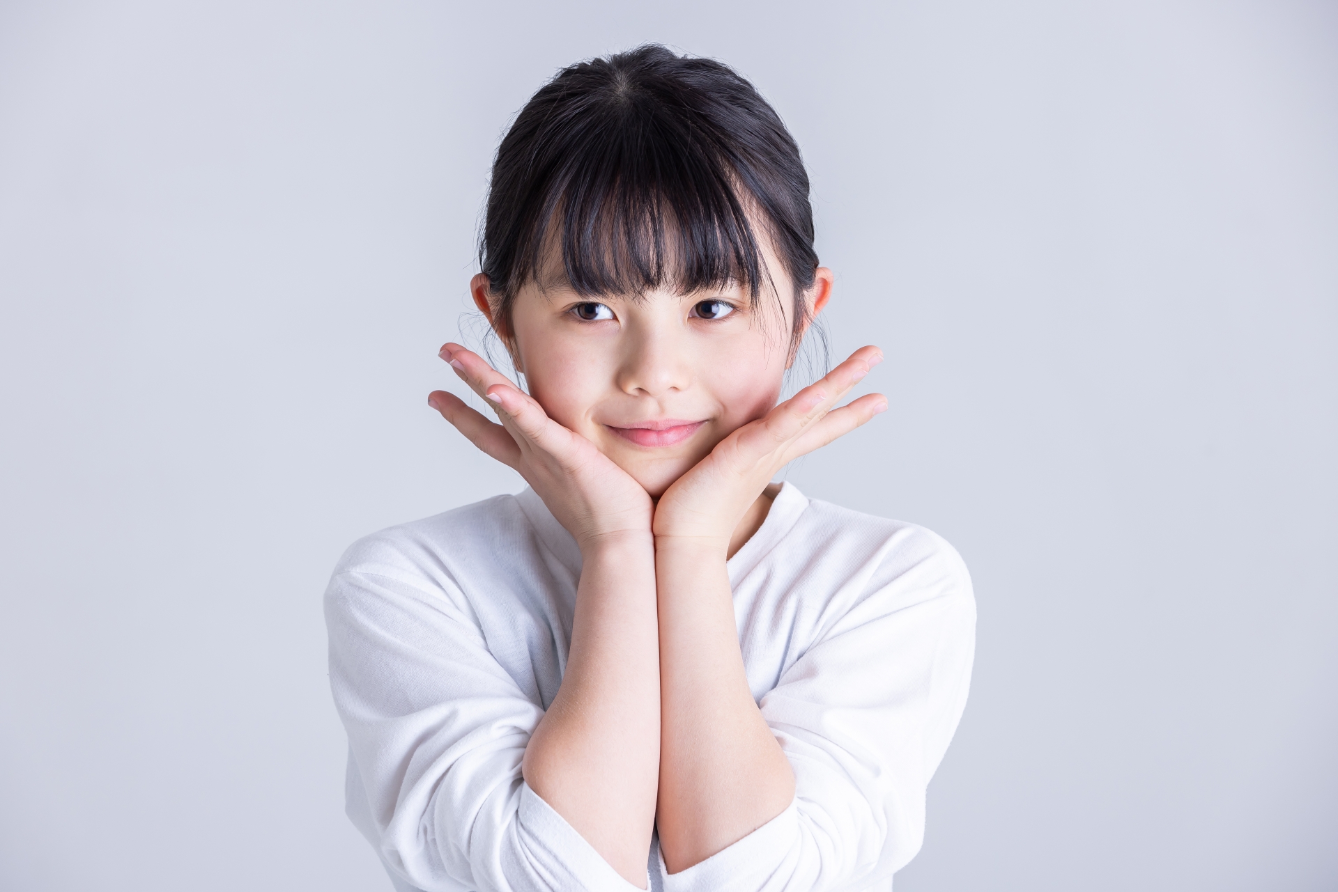 微笑む子ども