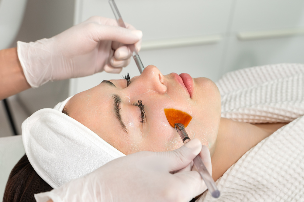 なんば シミ 取り